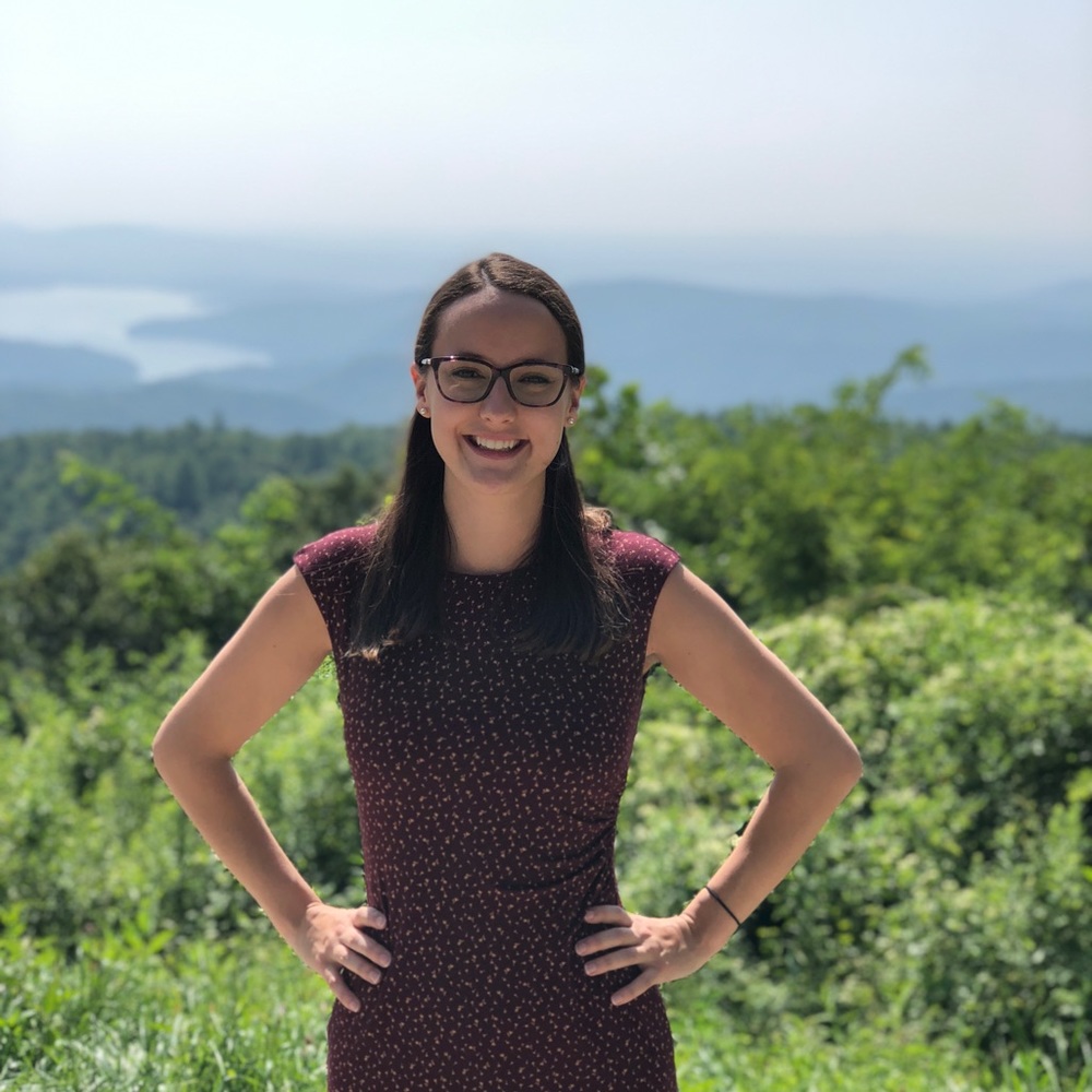Meet your Posher, Elizabeth